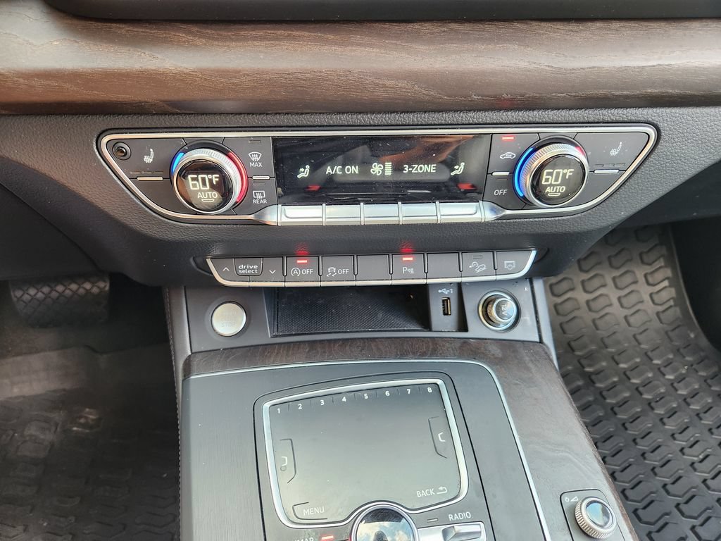 Used 2018 Audi Q5 Prestige w/ Prestige Package AWD/4WD image 20