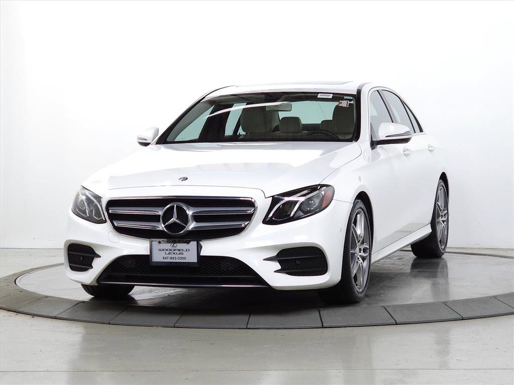 Used 2017 Mercedes-Benz E 300 4MATIC image 3