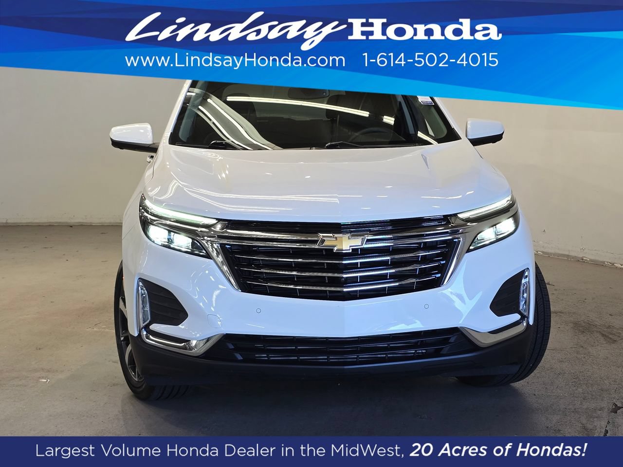 Used 2023 Chevrolet Equinox Premier FWD image 2