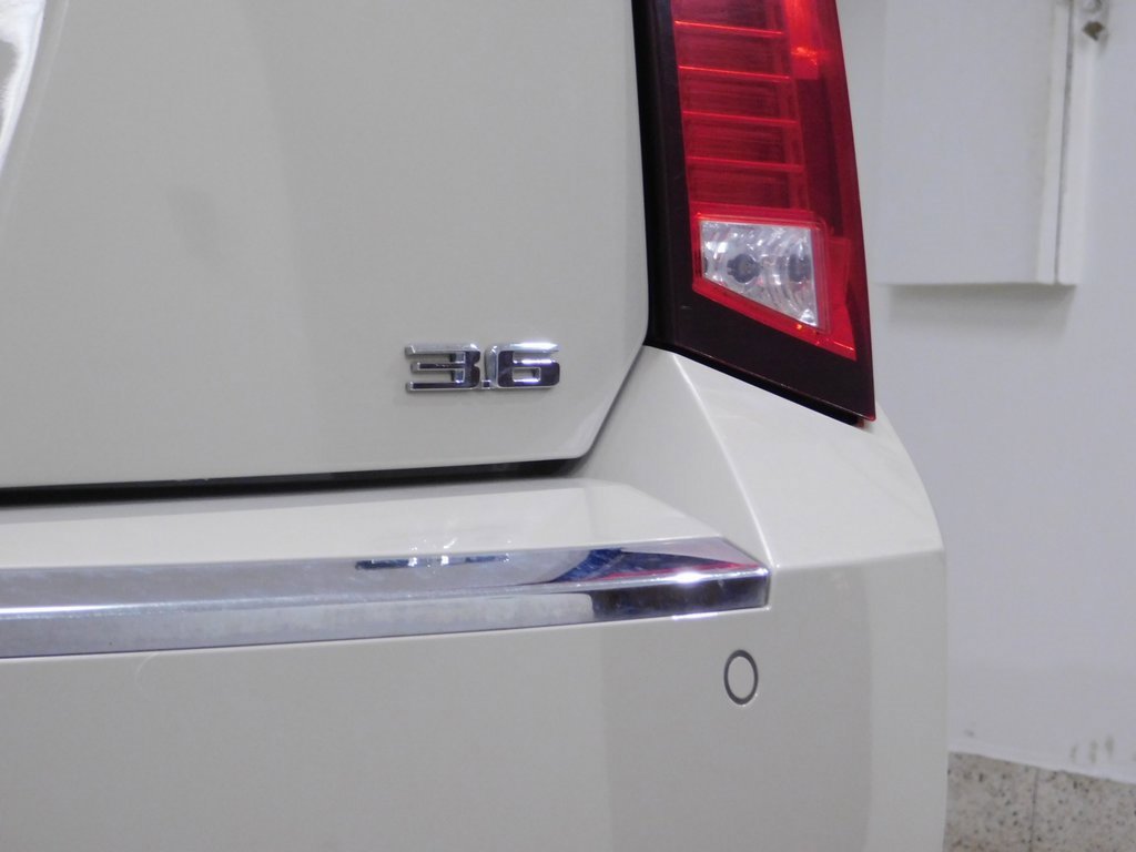 Used 2010 Cadillac CTS Performance image 70