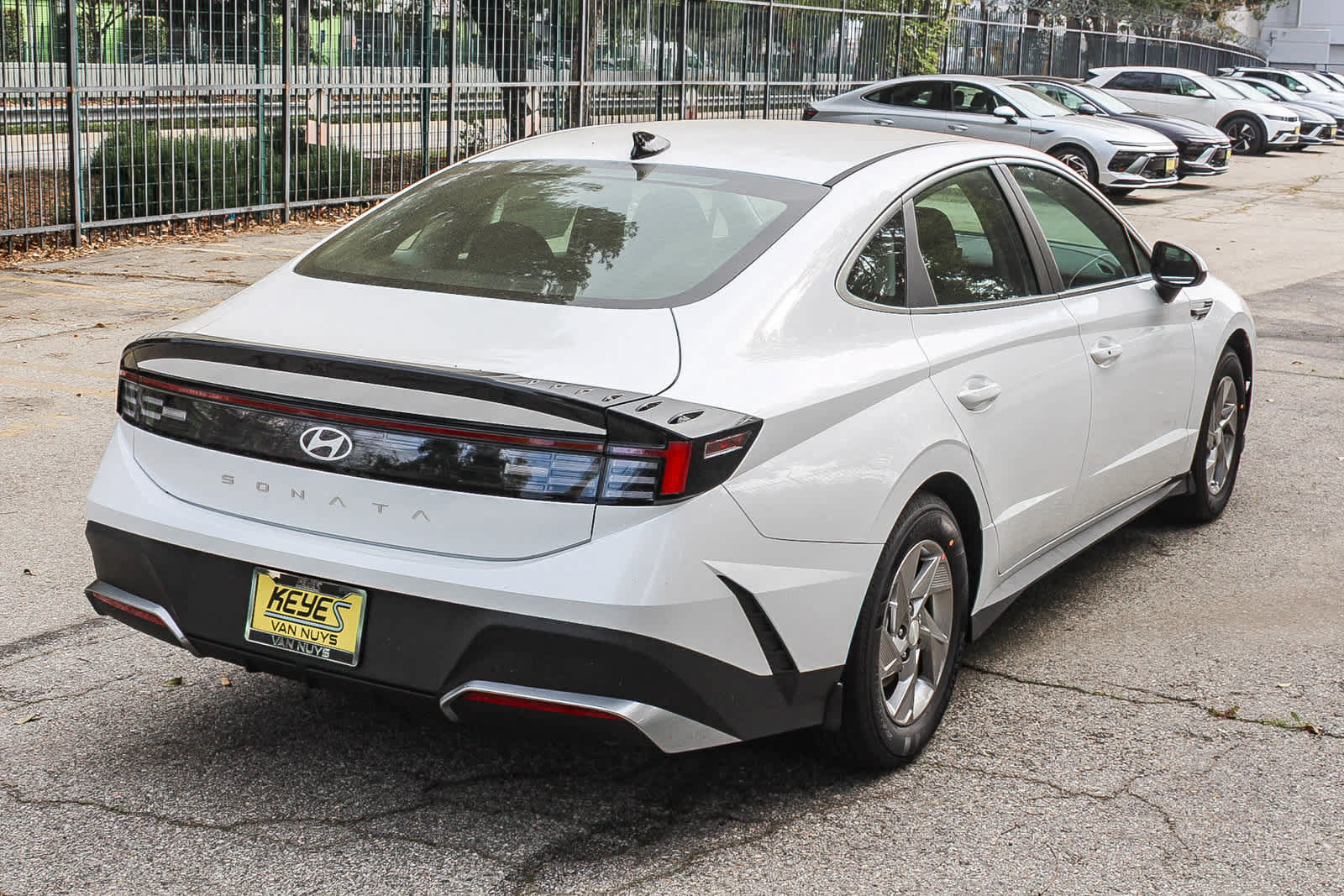 Certified 2026 Hyundai Sonata SE FWD image 4