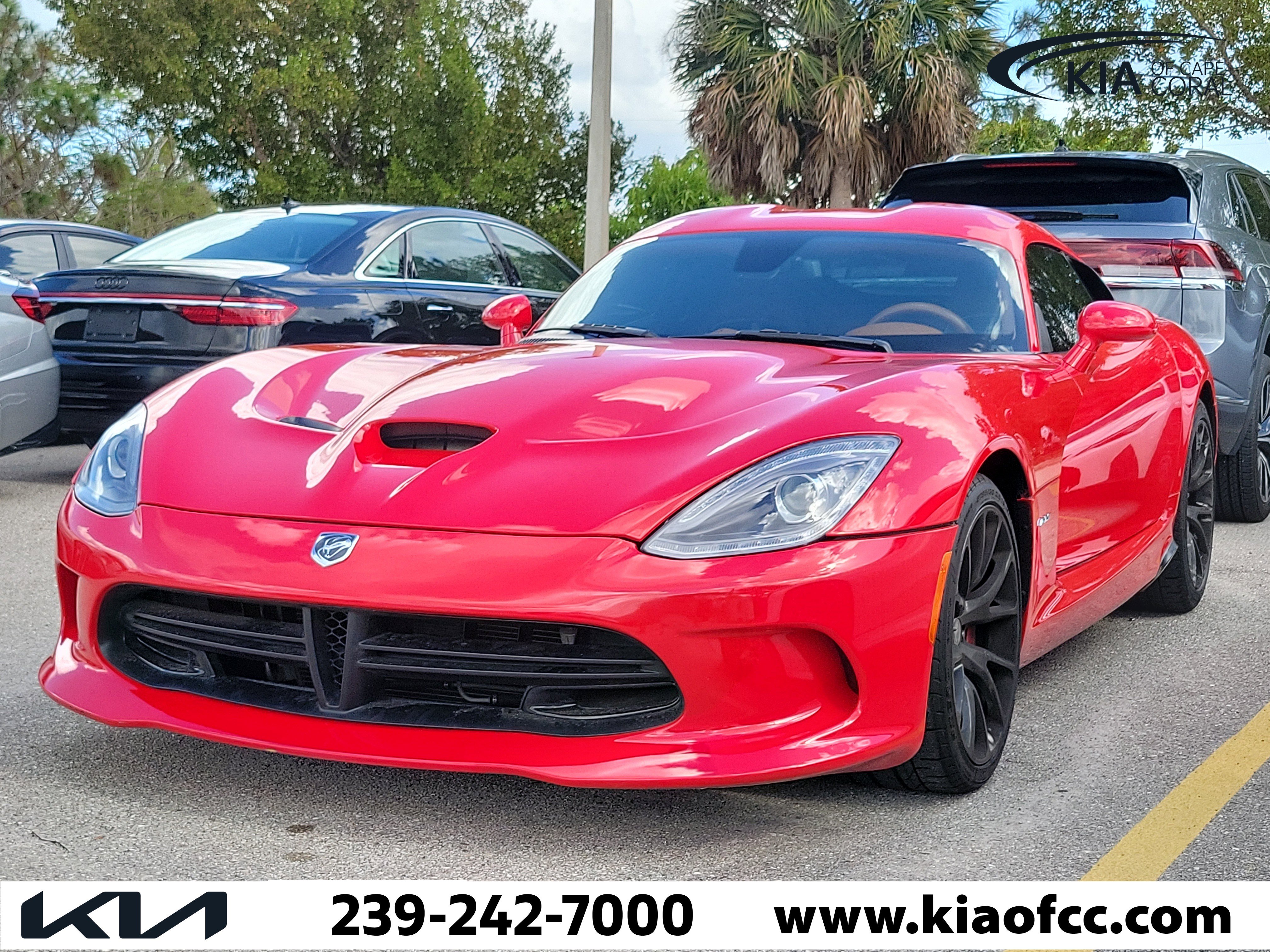 Used 2013 SRT Viper GTS w/ GTS Laguna Interior Pkg image 3