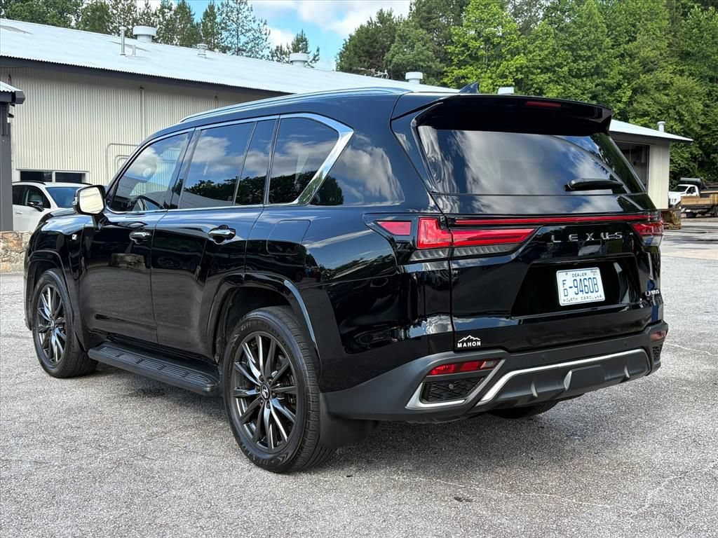 Used 2024 Lexus LX 600 F Sport AWD/4WD image 7