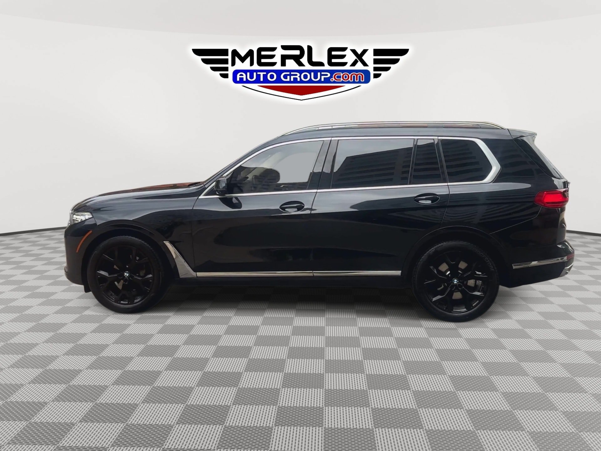 Used 2021 BMW X7 xDrive40i w/ Premium Package AWD/4WD image 5