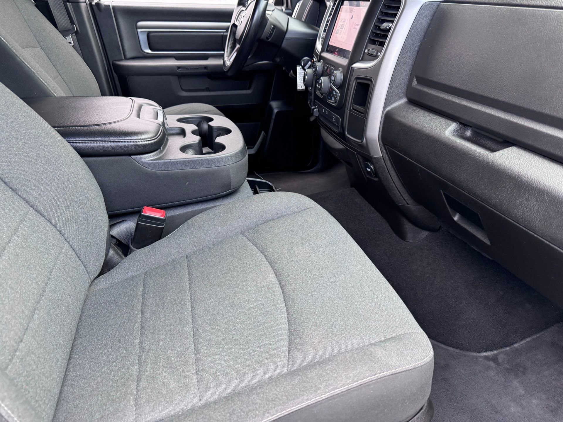 Used 2022 RAM 1500 Classic Warlock image 8