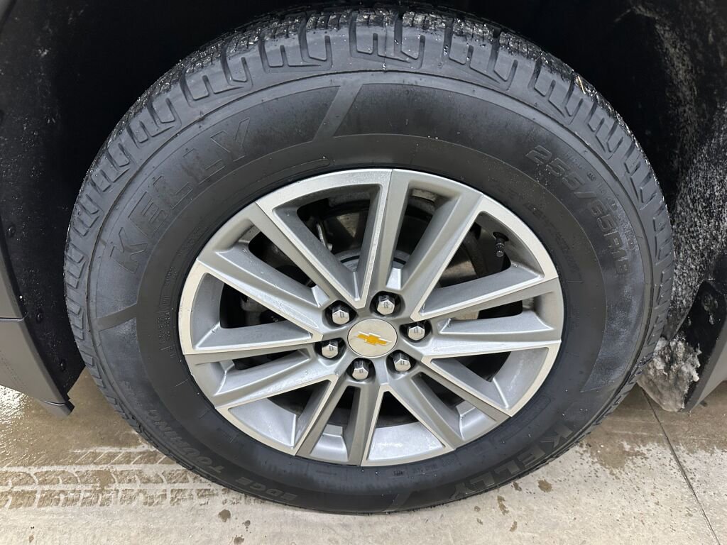Certified 2023 Chevrolet Traverse LT w/ LPO, Floor Liner Package image 39