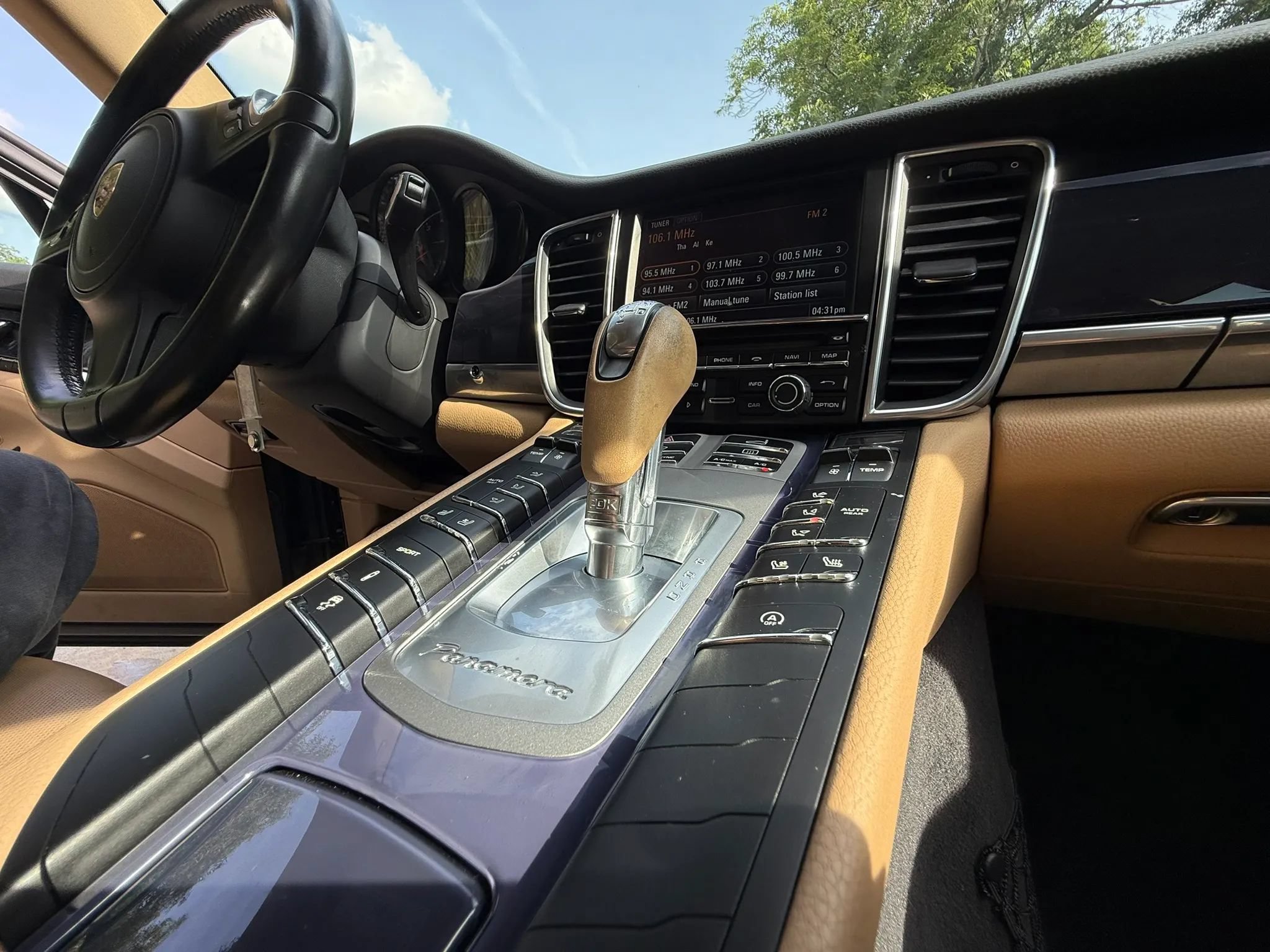Used 2016 Porsche Panamera Edition w/ Premium Package Plus RWD image 24