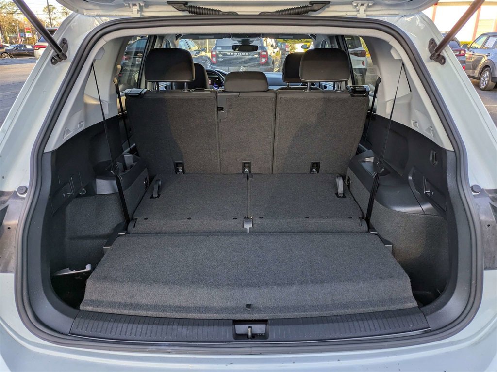 Used 2024 Volkswagen Tiguan S image 13