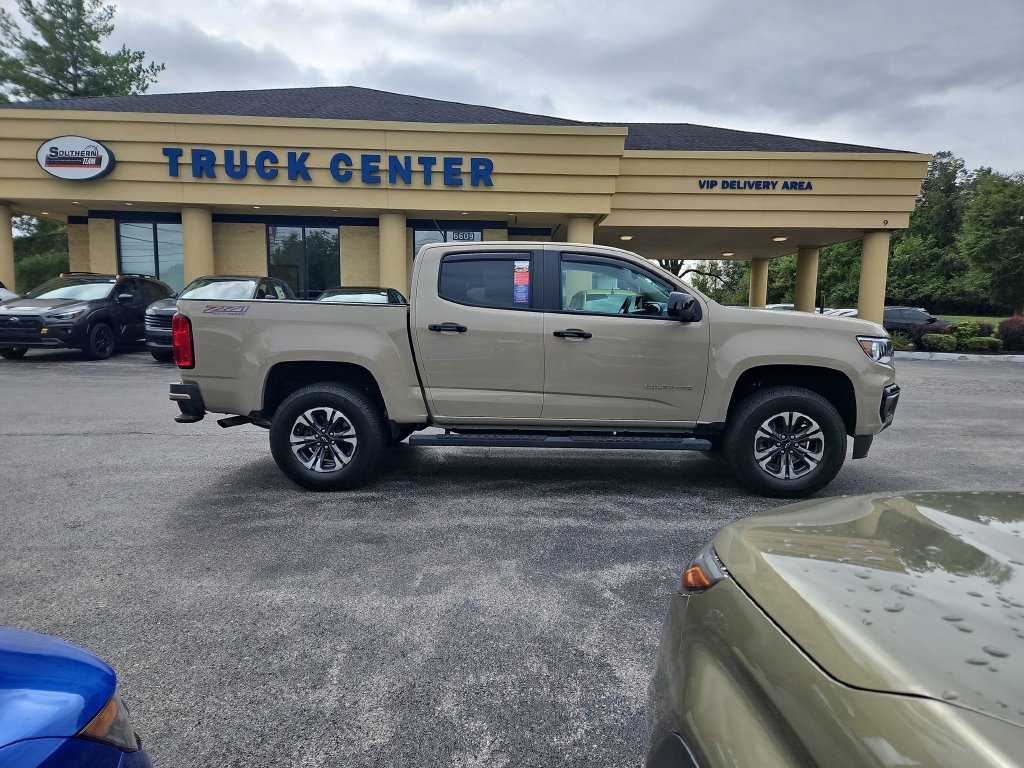 Used 2022 Chevrolet Colorado Z71 AWD/4WD image 7