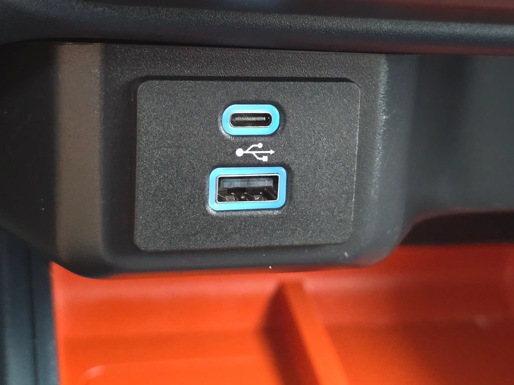 Used 2023 Ford Maverick XLT w/ XLT Luxury Package FWD image 31