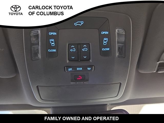 Used 2021 Toyota Sienna XSE w/ XSE Plus Package image 29