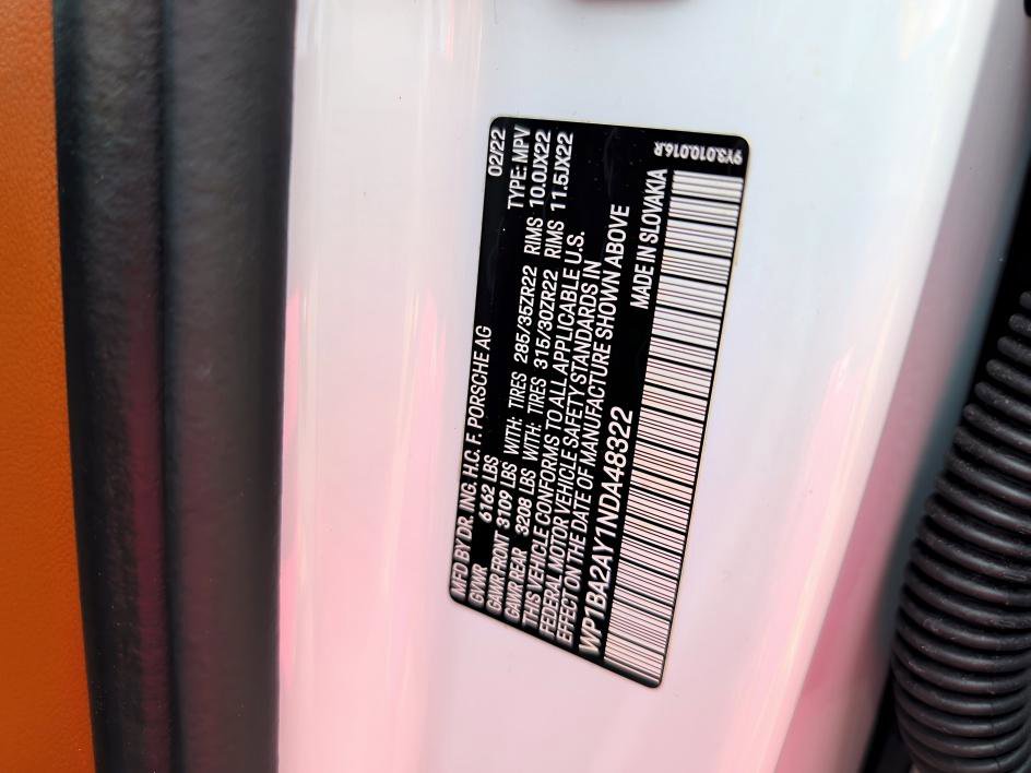 Used 2022 Porsche Cayenne Coupe image 32