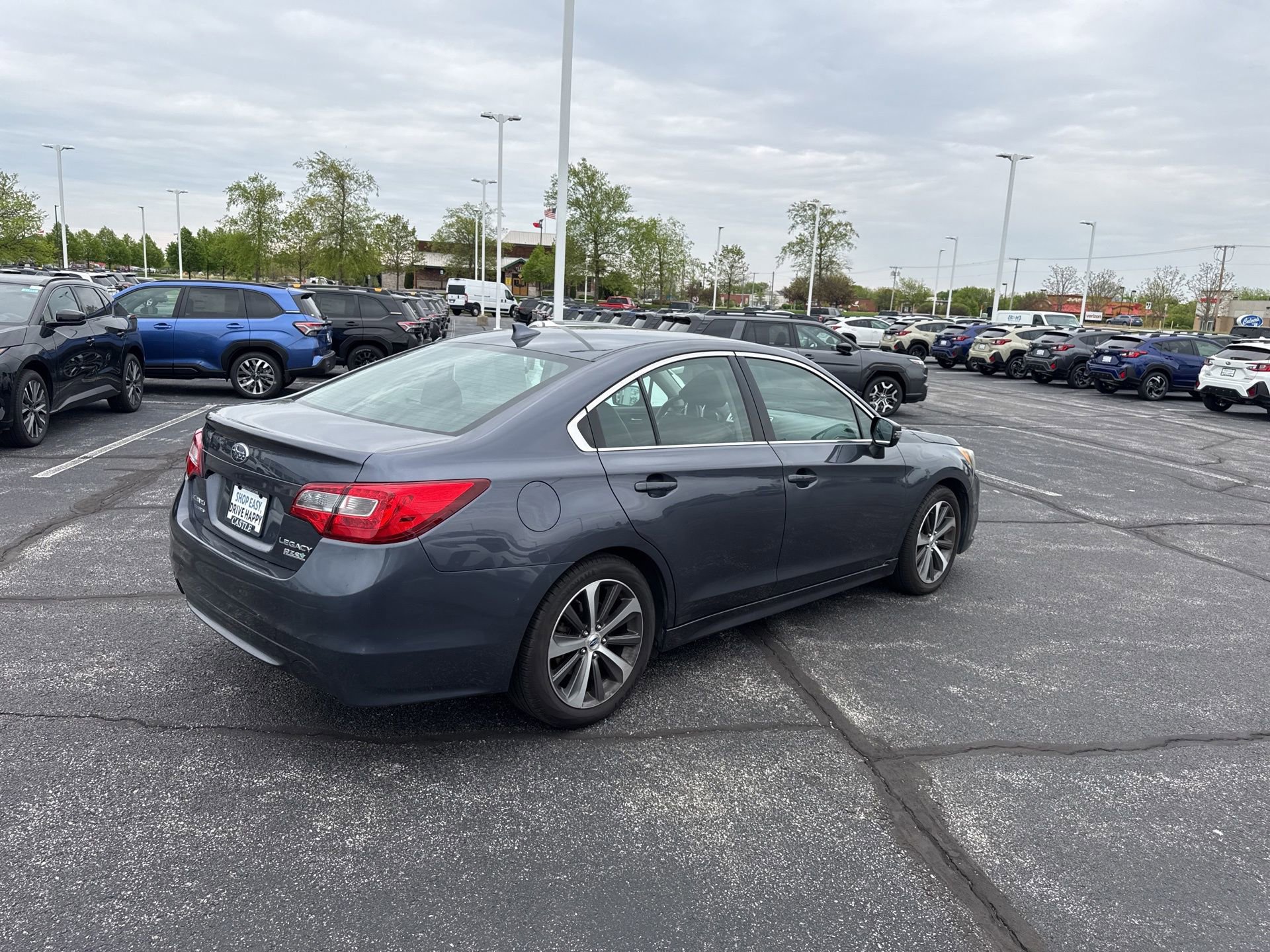 Used 2016 Subaru Legacy 2.5i Limited AWD/4WD image 6
