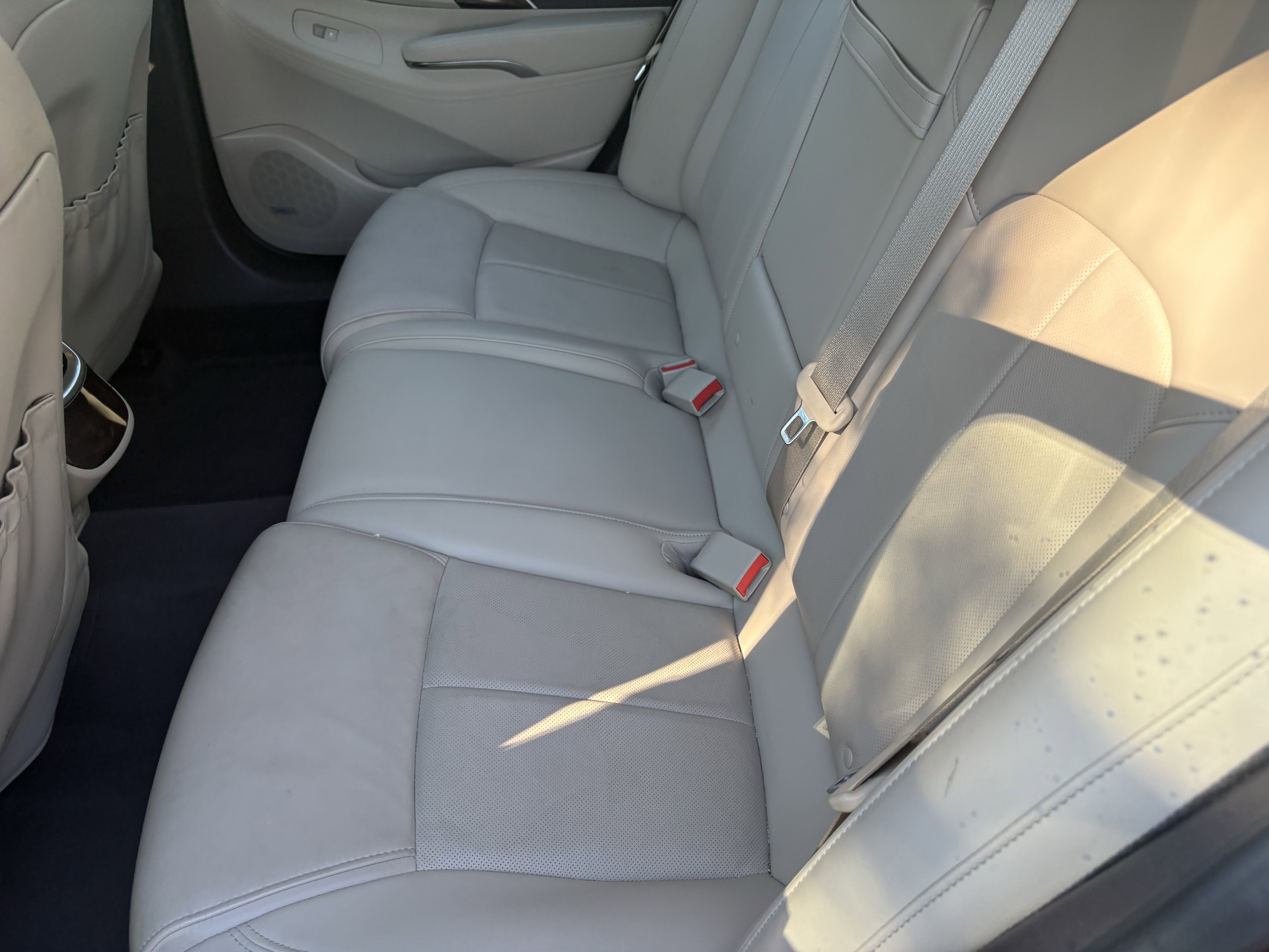 Used 2014 Buick LaCrosse Premium w/ Driver Confidence Package image 9