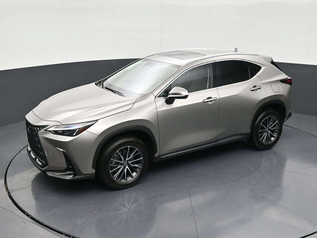Used 2025 Lexus NX 250 FWD w/ Accessory Package (Z2) image 17