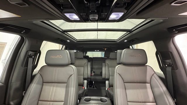 New 2026 Chevrolet Suburban High Country image 35