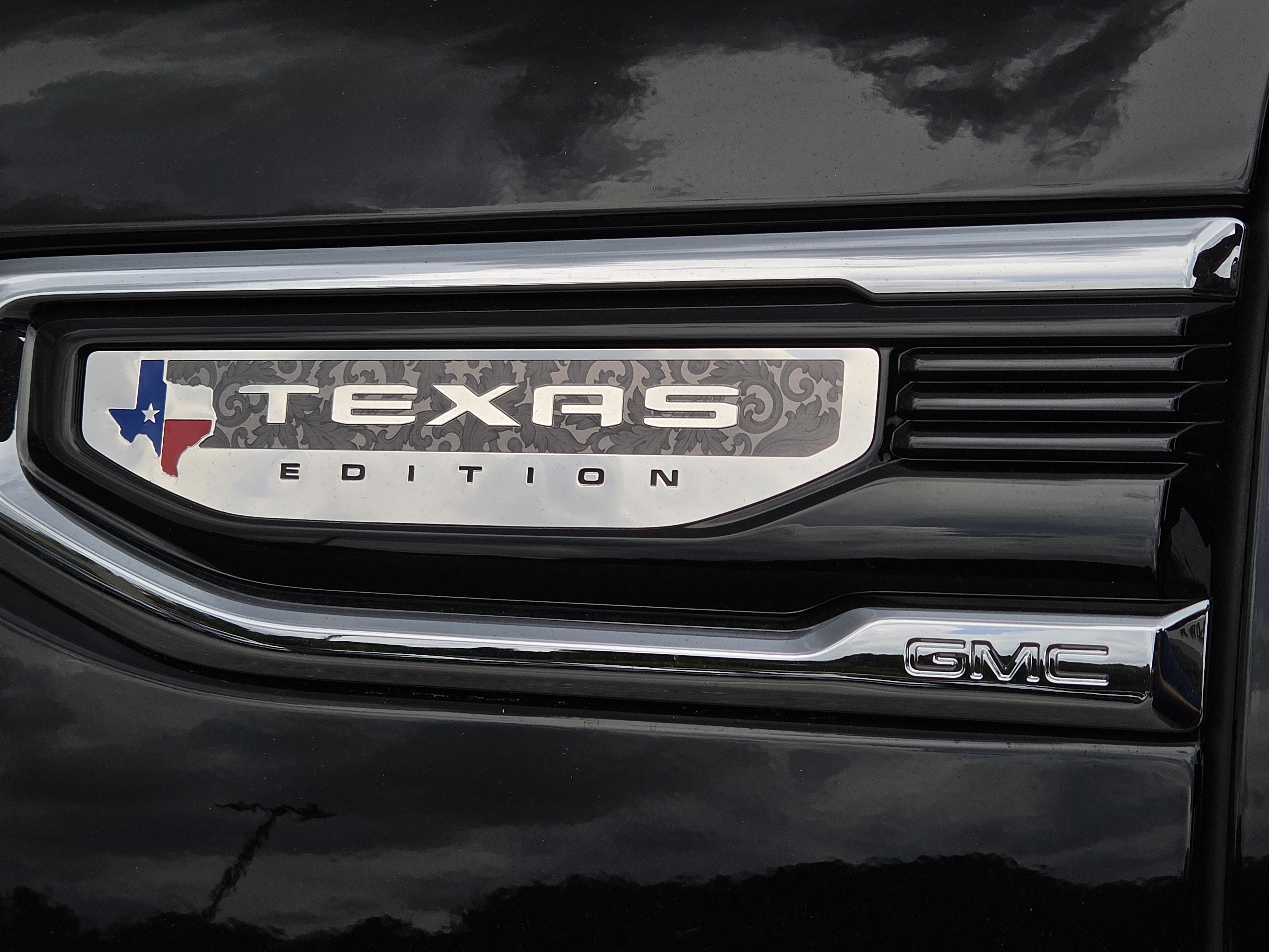New 2026 GMC Sierra 1500 SLT AWD/4WD image 9