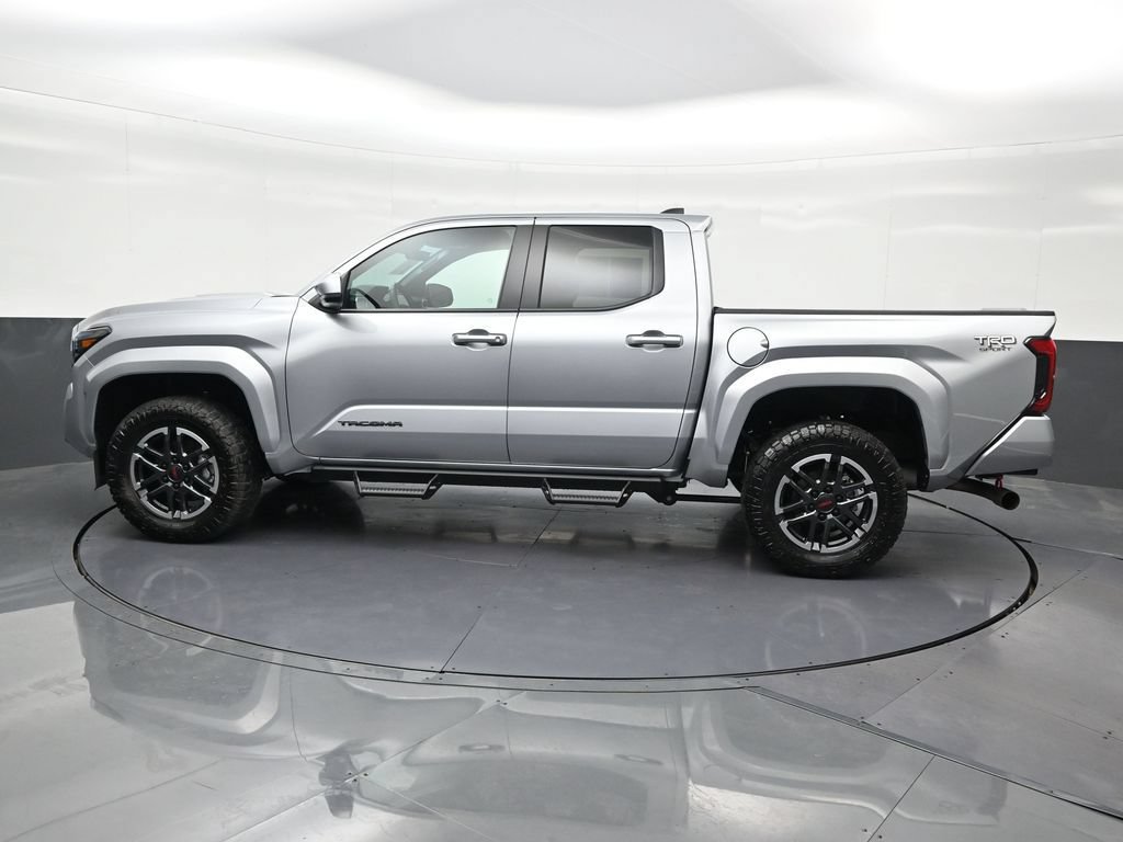 Used 2026 Toyota Tacoma TRD Sport RWD image 2