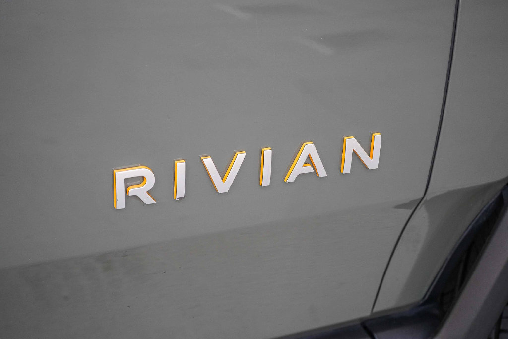 Used 2024 Rivian R1S Launch Edition Quad AWD/4WD image 8
