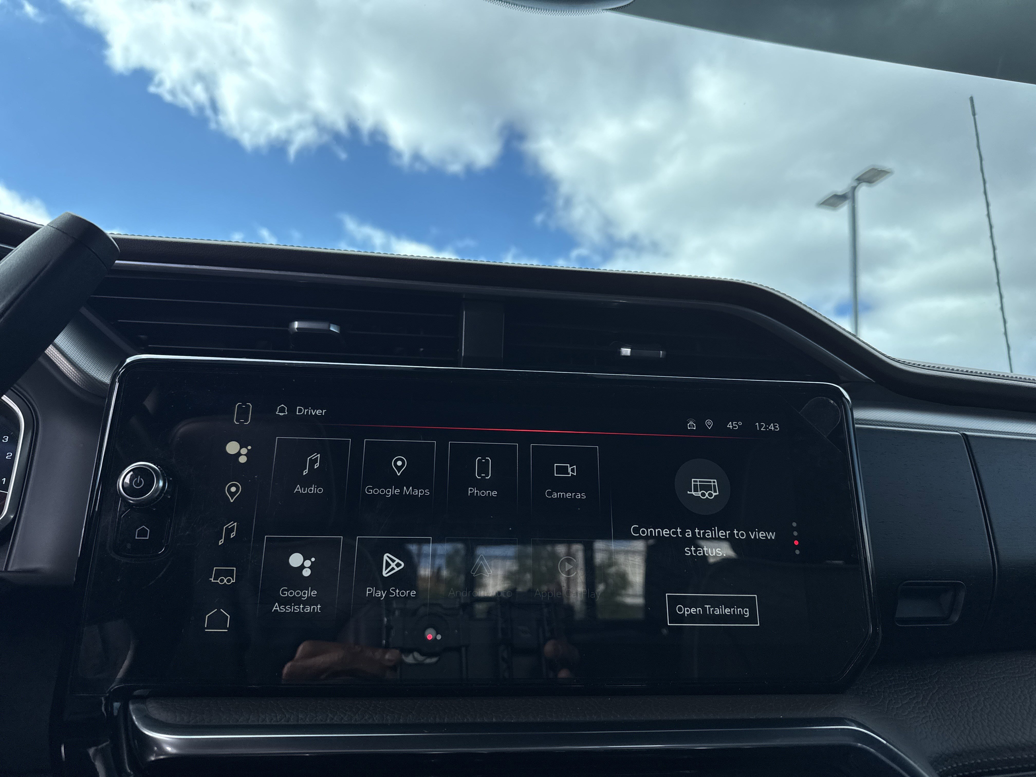 Used 2024 GMC Sierra 3500 Denali w/ Technology Package image 23