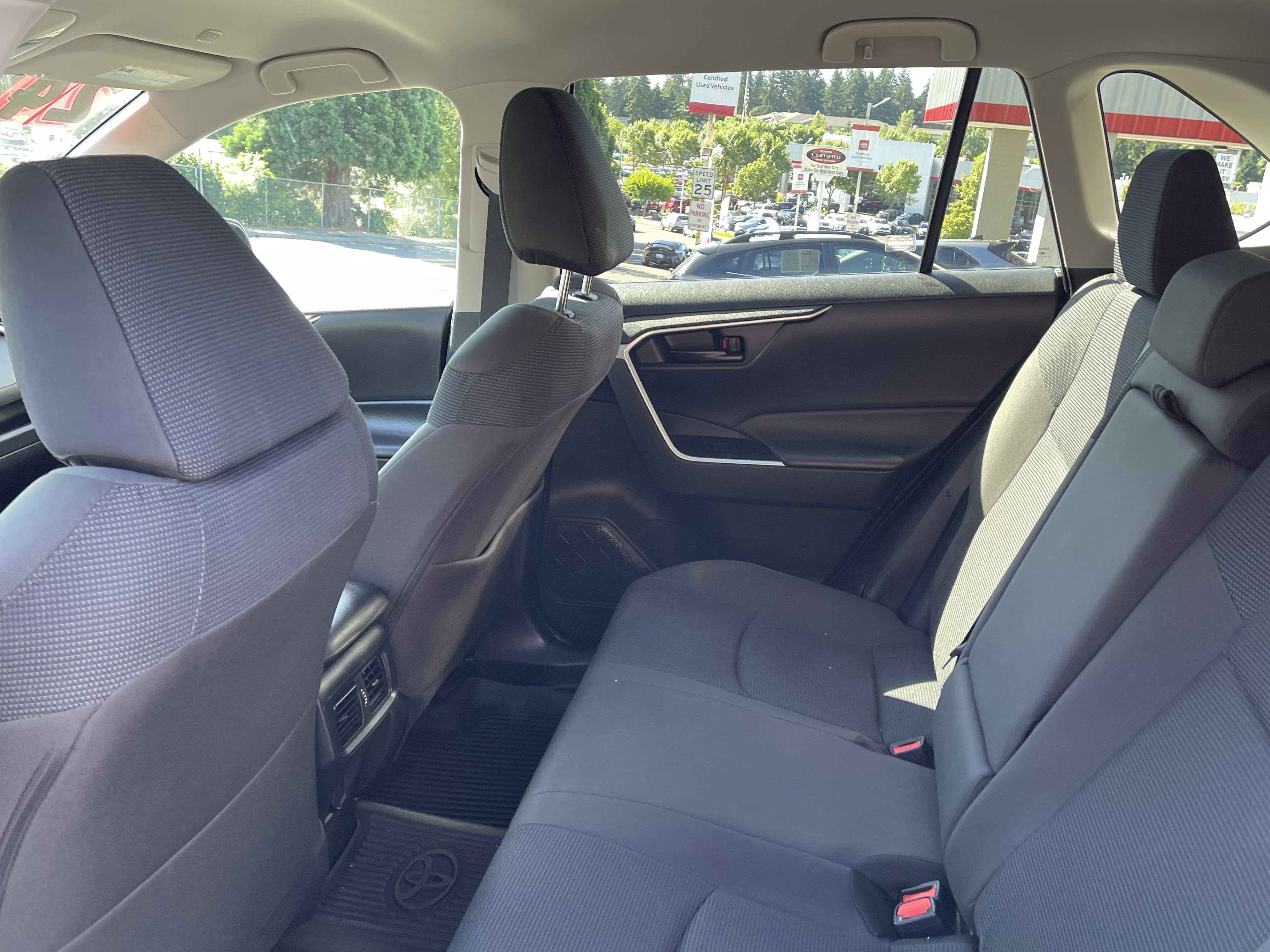 Certified 2024 Toyota RAV4 LE AWD/4WD image 12