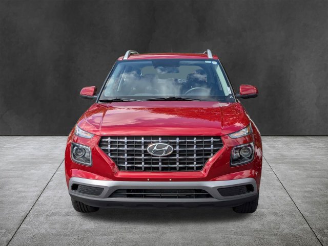 Used 2025 Hyundai Venue SEL FWD image 10