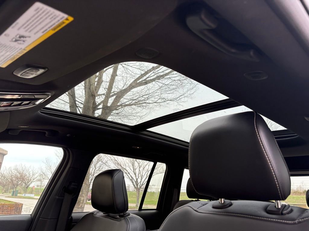 Used 2024 Jeep Grand Cherokee Limited 4xe image 27