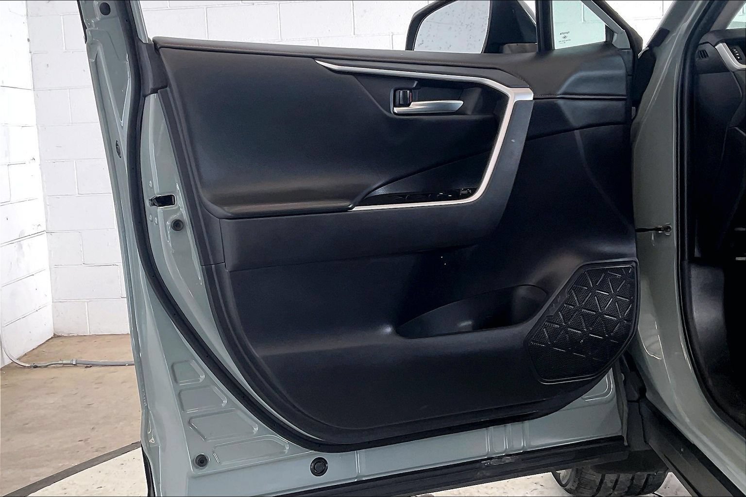 Used 2019 Toyota RAV4 Adventure w/ All Weather Liner Package AWD/4WD image 30