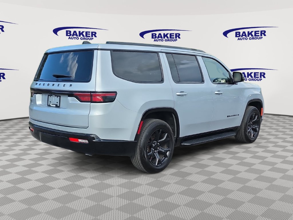 Used 2024 Jeep Wagoneer Series II AWD/4WD image 3