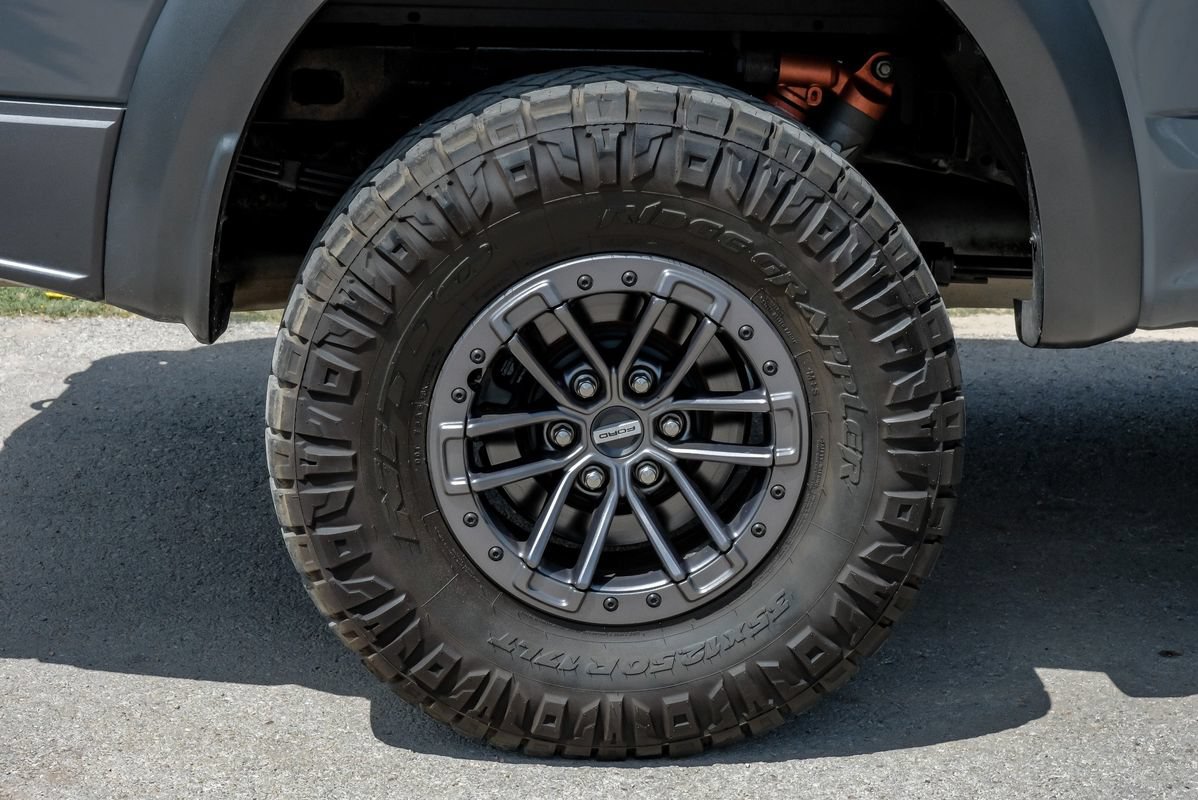 Used 2020 Ford F150 Raptor w/ Equipment Group 802A Luxury AWD/4WD image 58