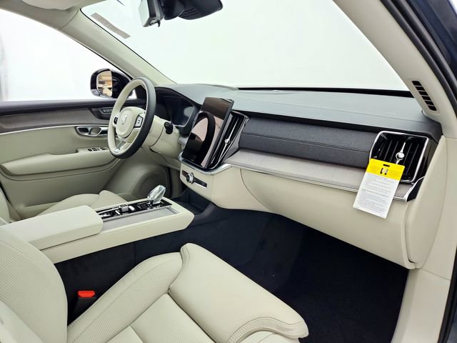 New 2026 Volvo XC90 B6 Ultra w/ Protection Package image 13