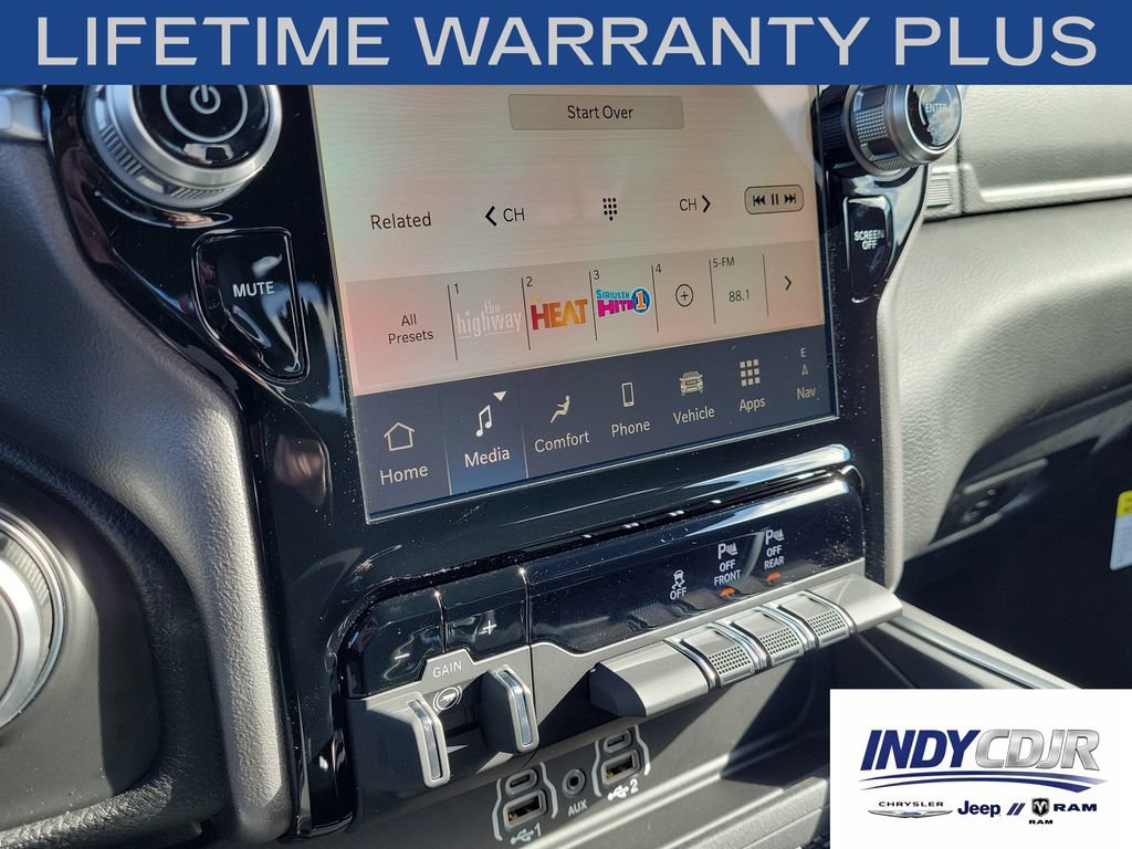 New 2026 RAM 1500 Big Horn AWD/4WD image 31