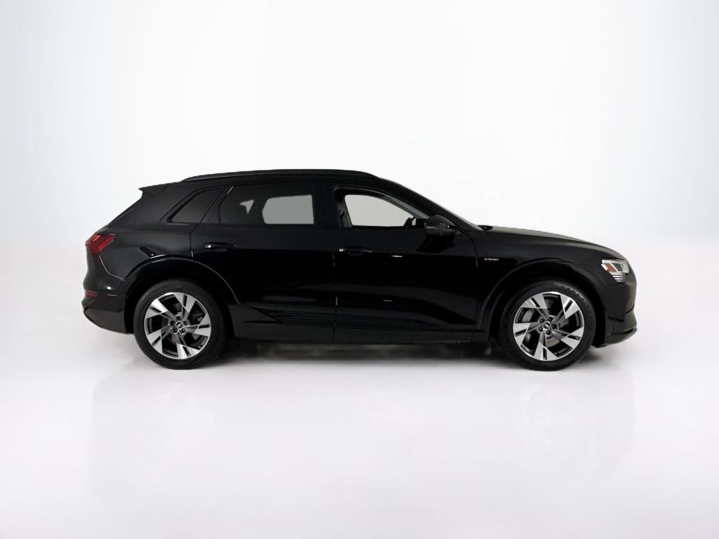Used 2021 Audi e-tron Premium w/ Convenience Plus Package AWD/4WD image 6