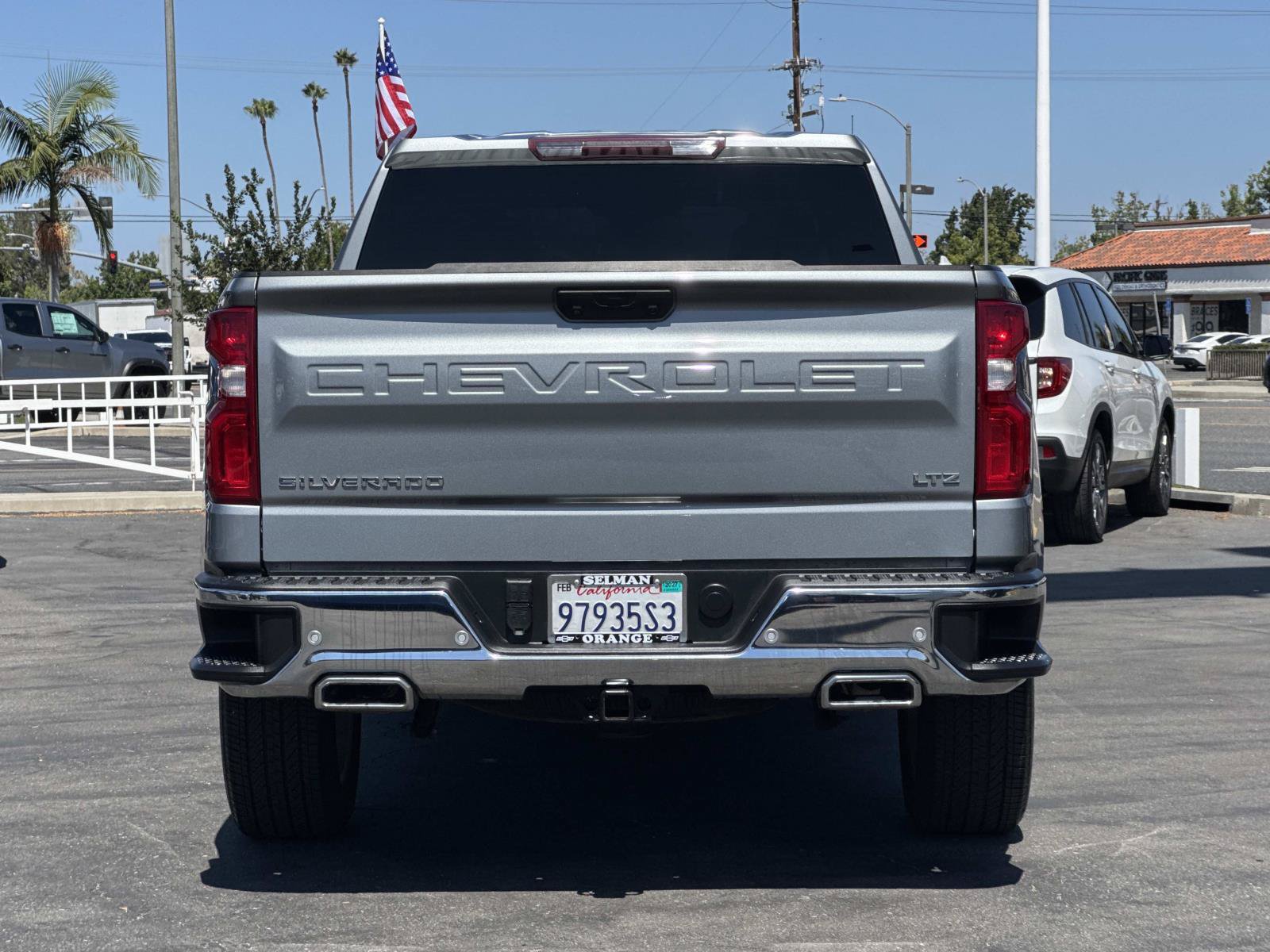 Used 2023 Chevrolet Silverado 1500 LTZ AWD/4WD image 6