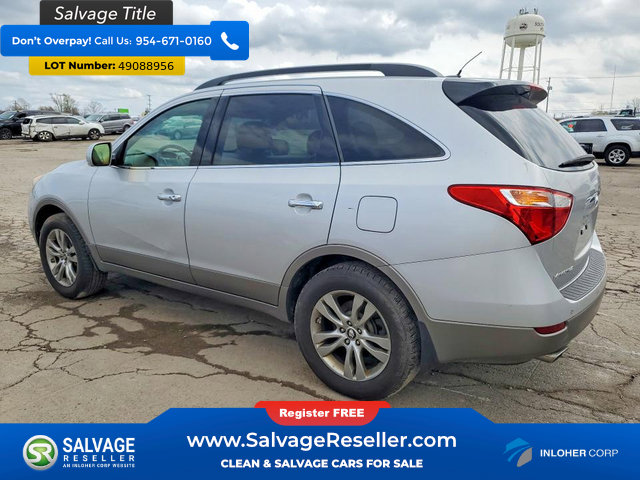 Used 2012 Hyundai Veracruz Limited w/ Entertainment Pkg image 3