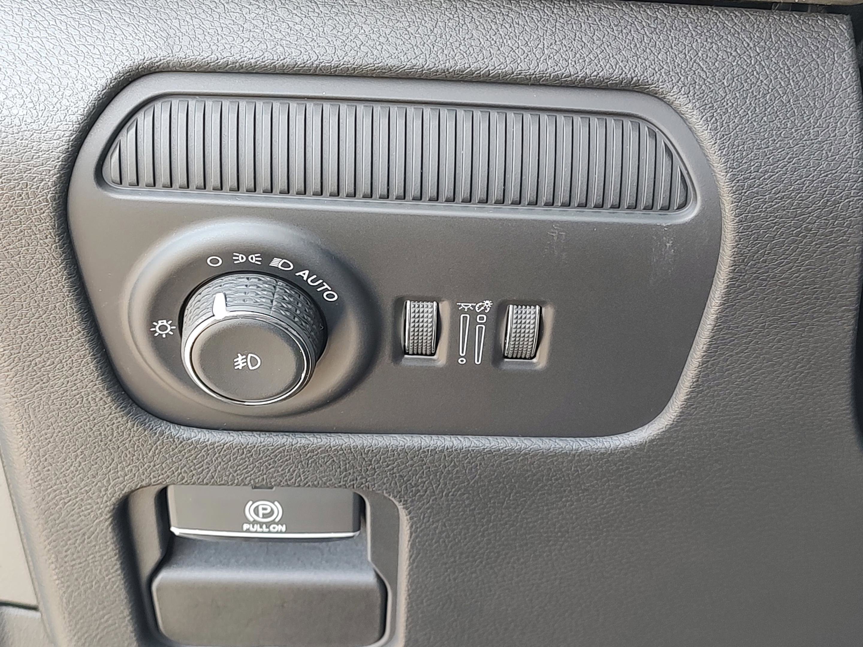 New 2025 Jeep Wagoneer 4WD image 25