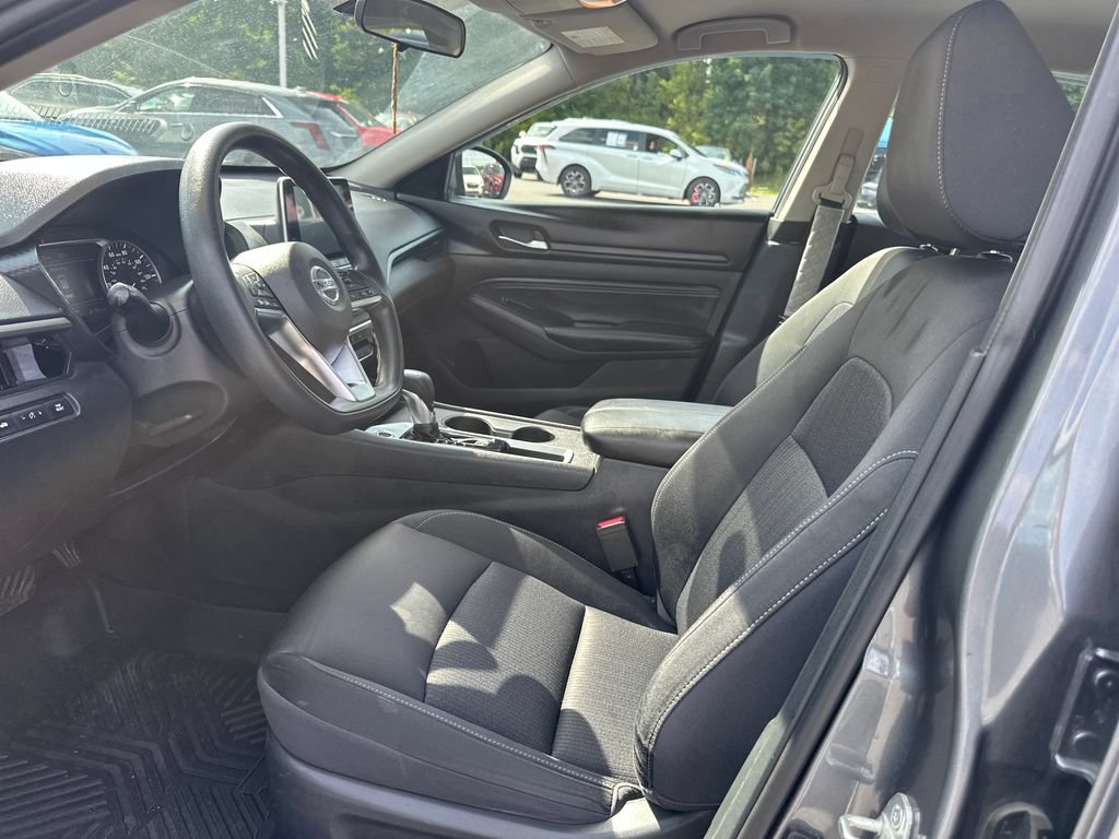 Used 2019 Nissan Altima 2.5 S FWD image 10