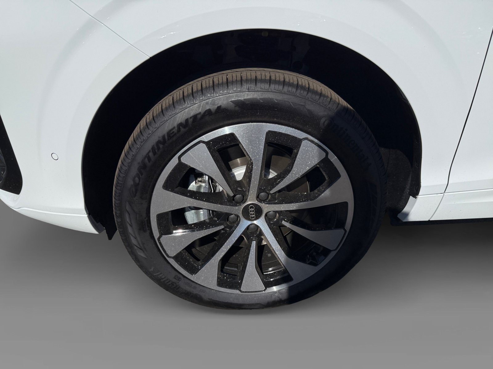 New 2026 Audi Q3 quattro 2.0T AWD/4WD image 9