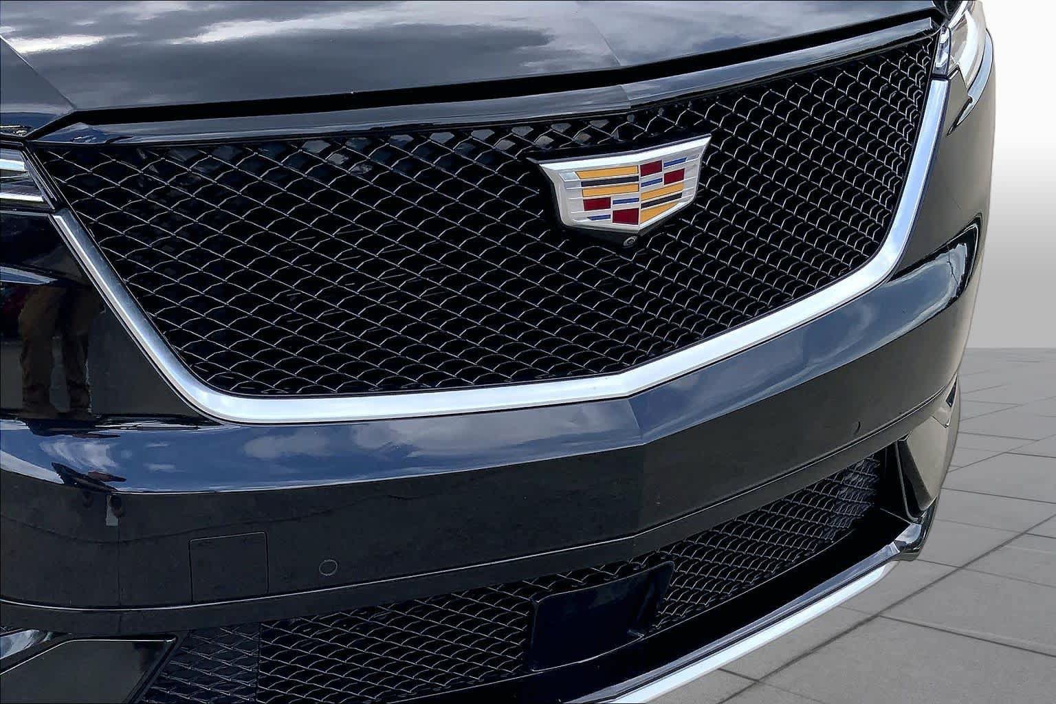 Used 2020 Cadillac XT6 Sport w/ Platinum Package AWD/4WD image 32