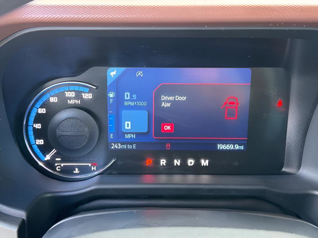 Used 2024 Ford Bronco Outer Banks image 8