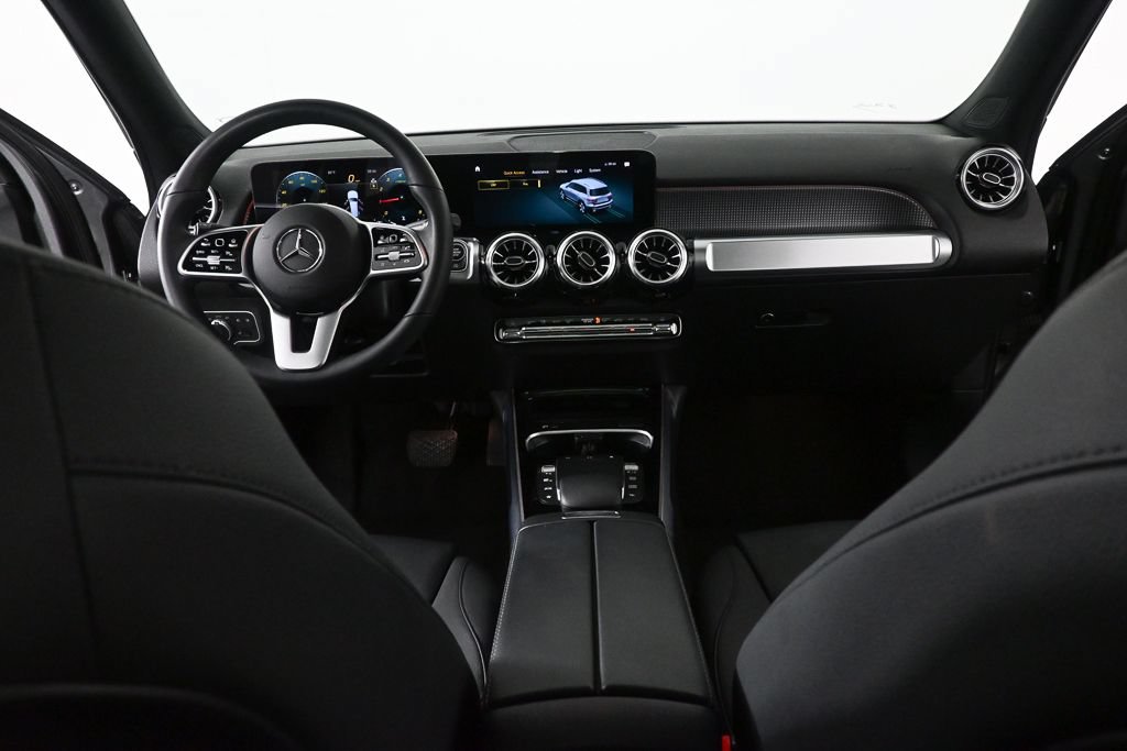 Certified 2023 Mercedes-Benz GLB 250 image 17