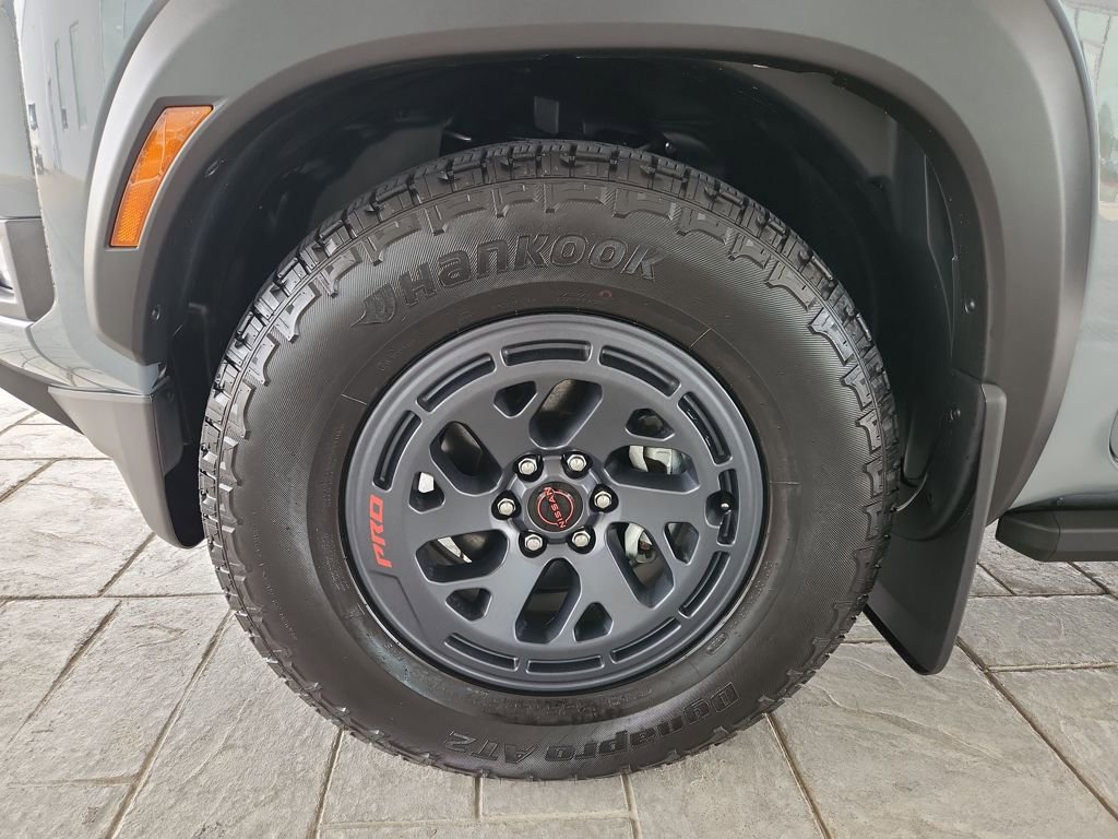 Certified 2025 Nissan Frontier Pro-X w/ Pro Premium Package image 32