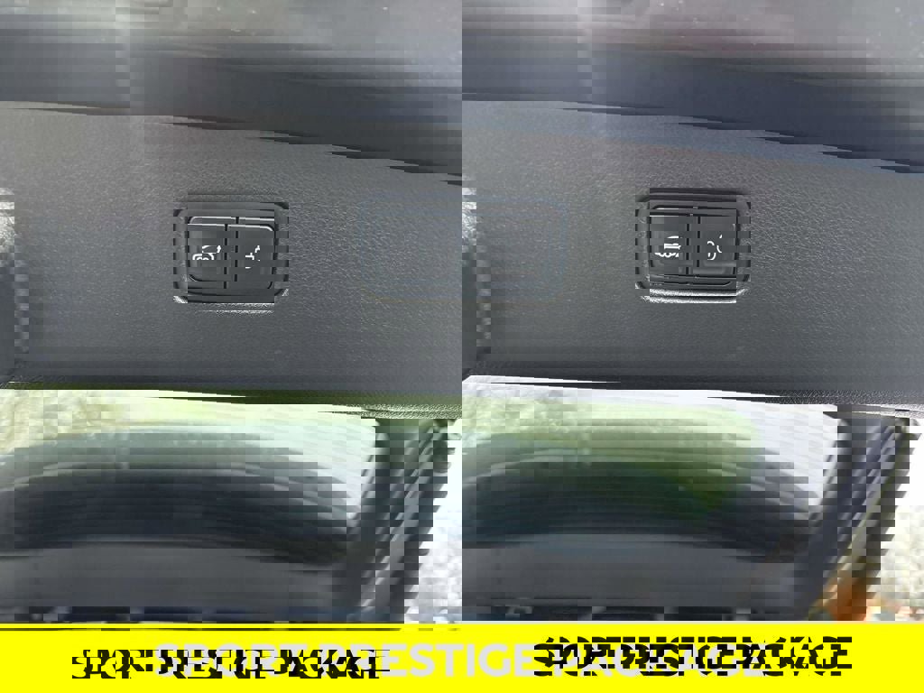 Used 2024 Genesis GV70 2.5T w/ Sport Prestige Package image 17