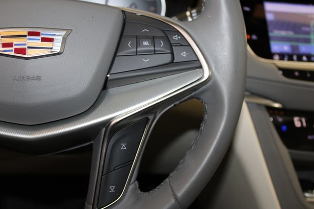 Certified 2023 Cadillac XT5 Premium Luxury AWD/4WD image 25