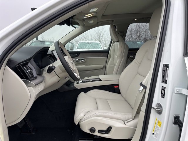 New 2026 Volvo XC90 B6 Ultra image 13