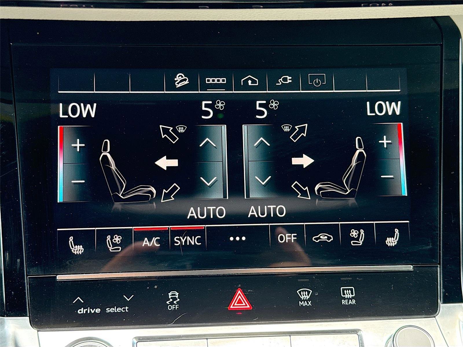 Certified 2024 Audi Q8 e-tron Premium Plus w/ Premium Plus Package image 16