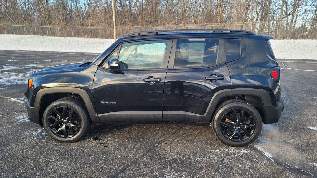 Used 2018 Jeep Renegade Altitude w/ UConnect 8.4 Nav Group image 7