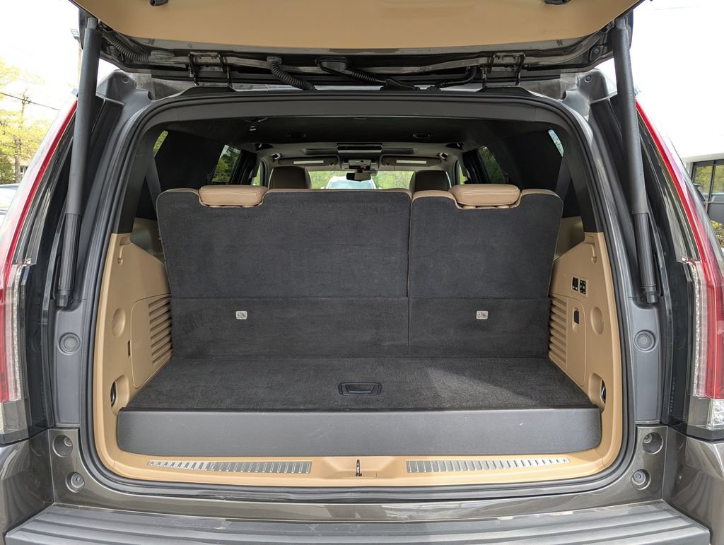 Used 2020 Cadillac Escalade Platinum AWD/4WD image 51