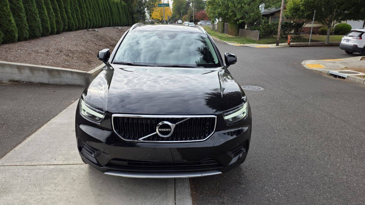 Used 2020 Volvo XC40 T5 Momentum w/ Protection Package Premier AWD/4WD image 2