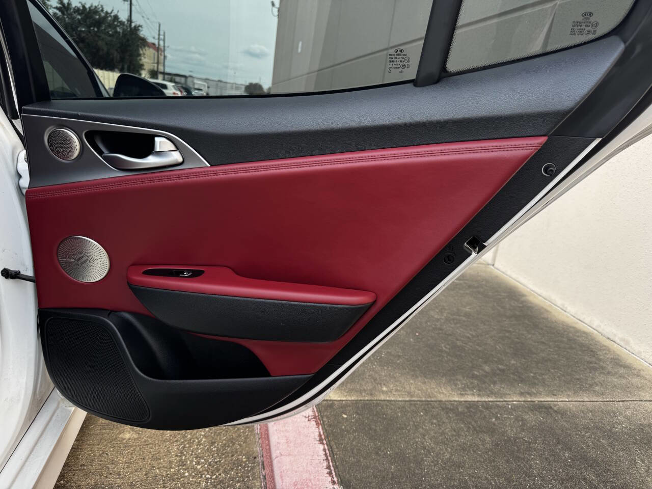 Used 2020 Kia Stinger GT1 image 16